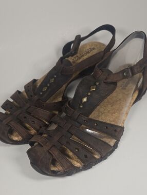 Skechers Women's Gladiator Dark Brown Leather Sandals with Stud Accents Size 8.5